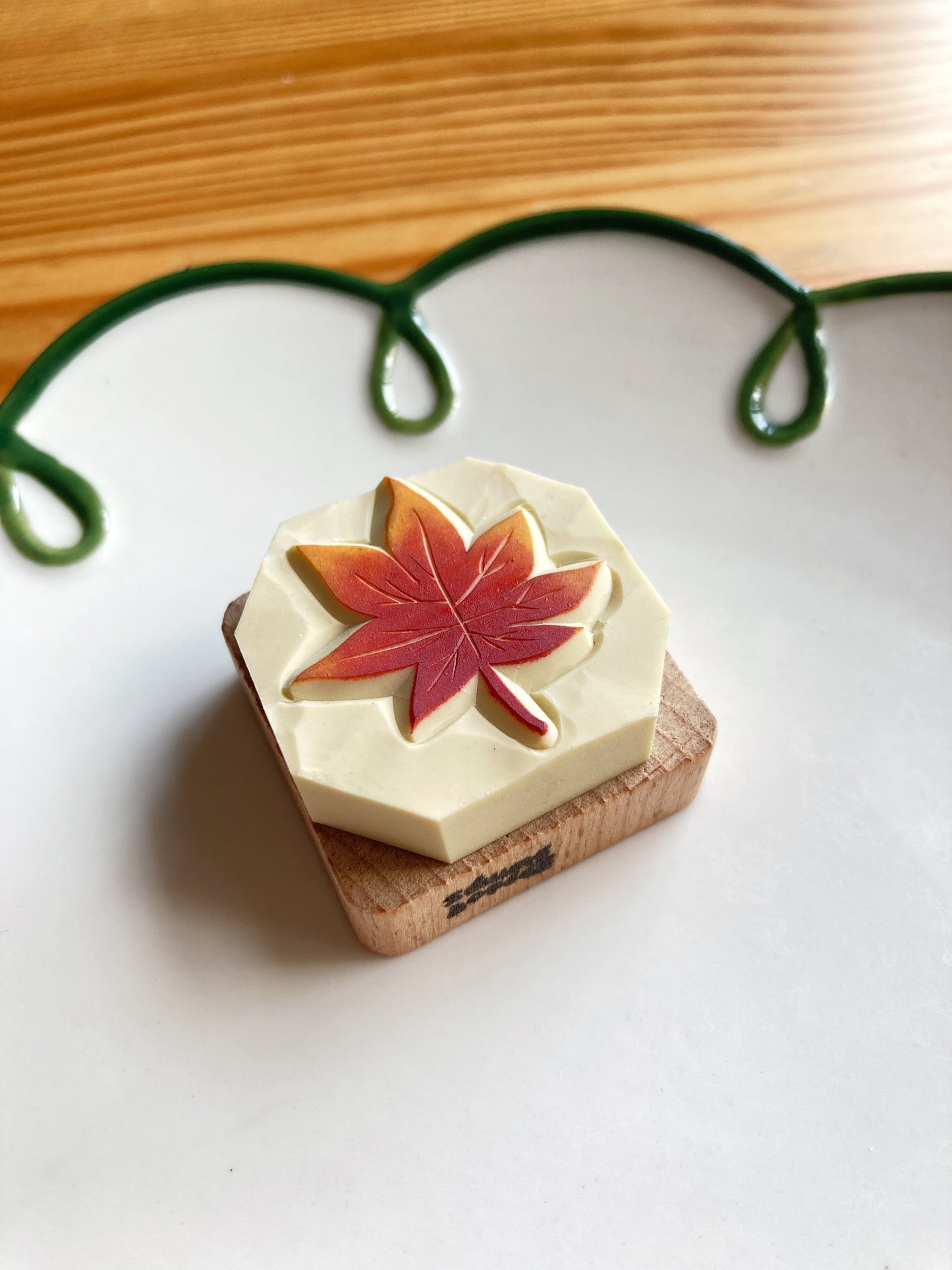 Maple Leaf Rubber Stamp