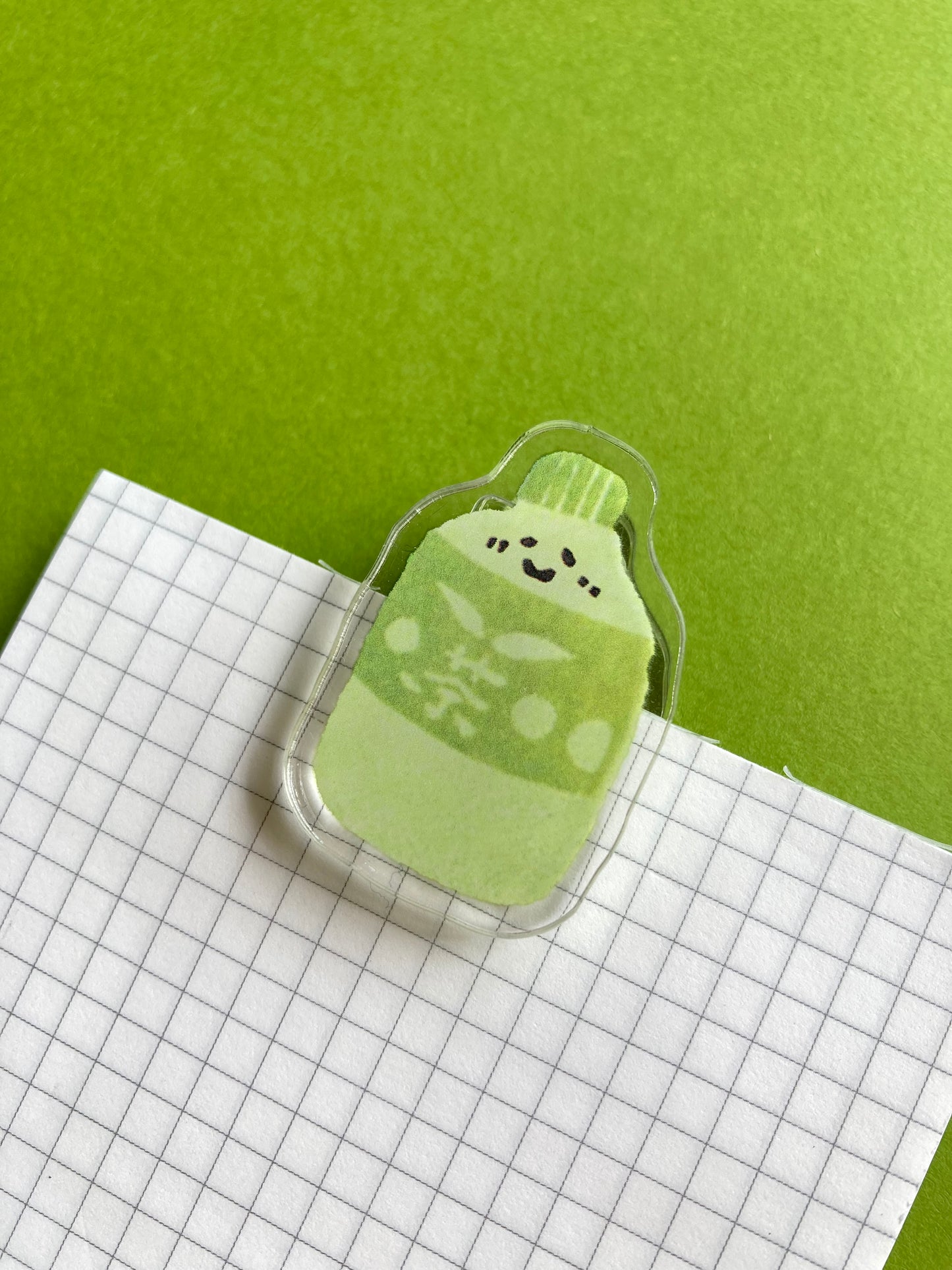 Green Tea Acrylic Clip